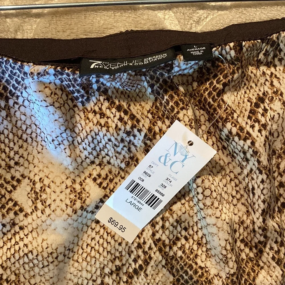 NWT- BROWN SNAKESKIN SKIRT - Picture 7 of 7